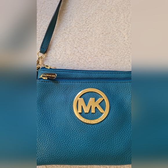 Like NEW Michael Kors Designer Blue Crossbody Purse Handbag - Picture 2 of 5